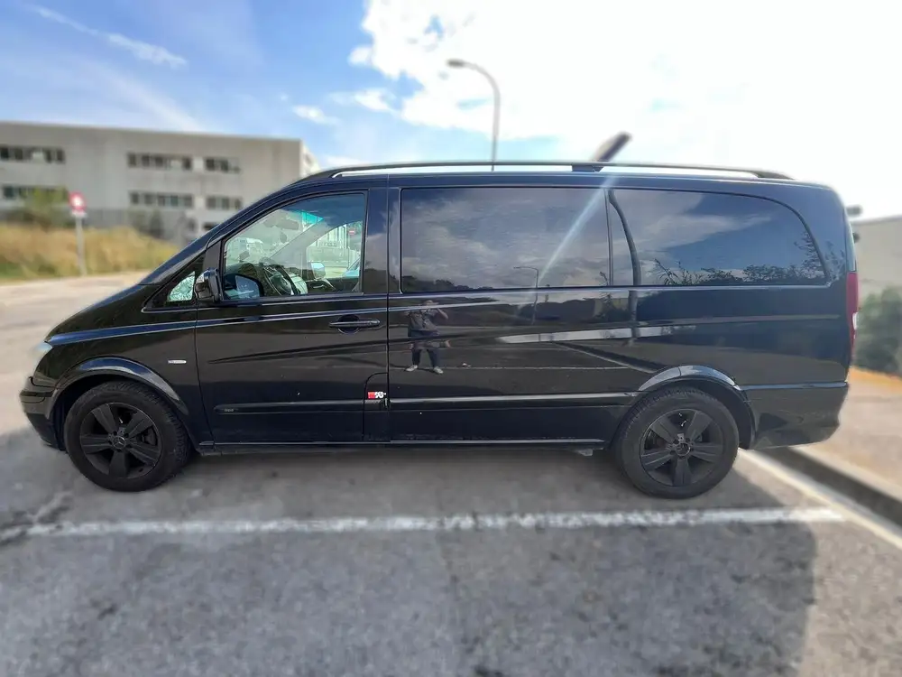 MERCEDES viano