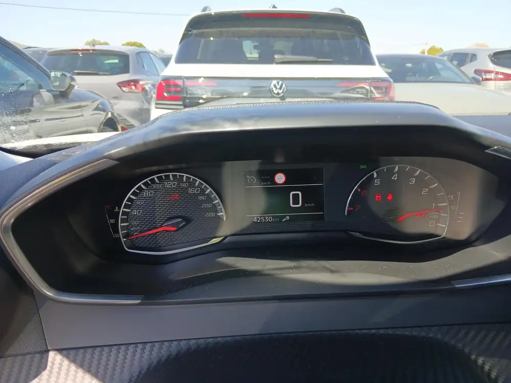 PEUGEOT 2008 - Foto 7 | Clidrive