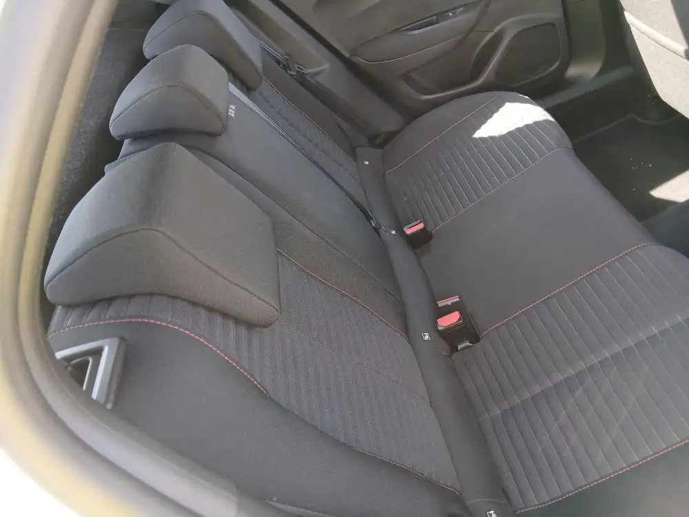 PEUGEOT 2008 - Foto 8 | Clidrive