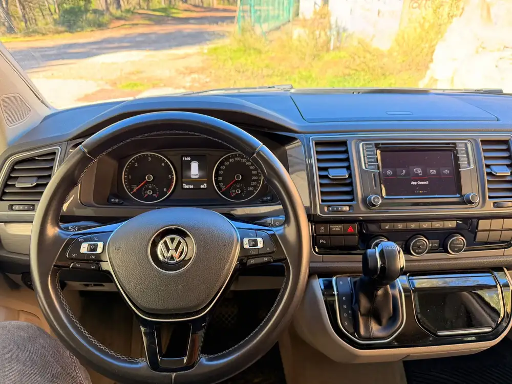 VOLKSWAGEN california