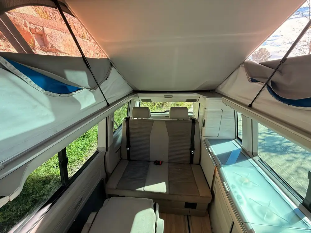 VOLKSWAGEN california