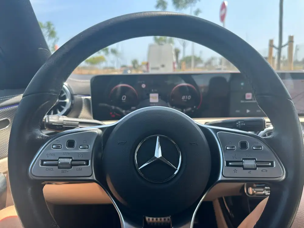 MERCEDES cla