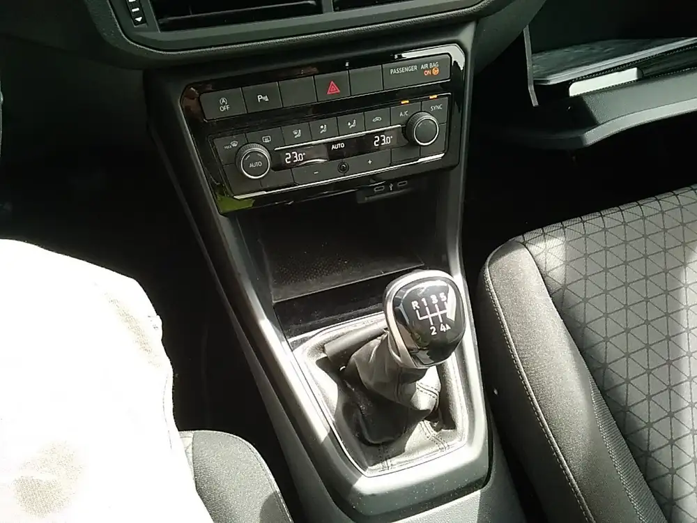 VOLKSWAGEN t-cross - Foto 11 | Clidrive