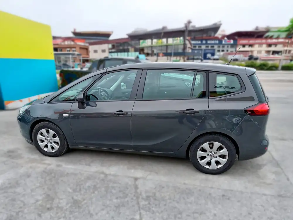 OPEL zafira tourer