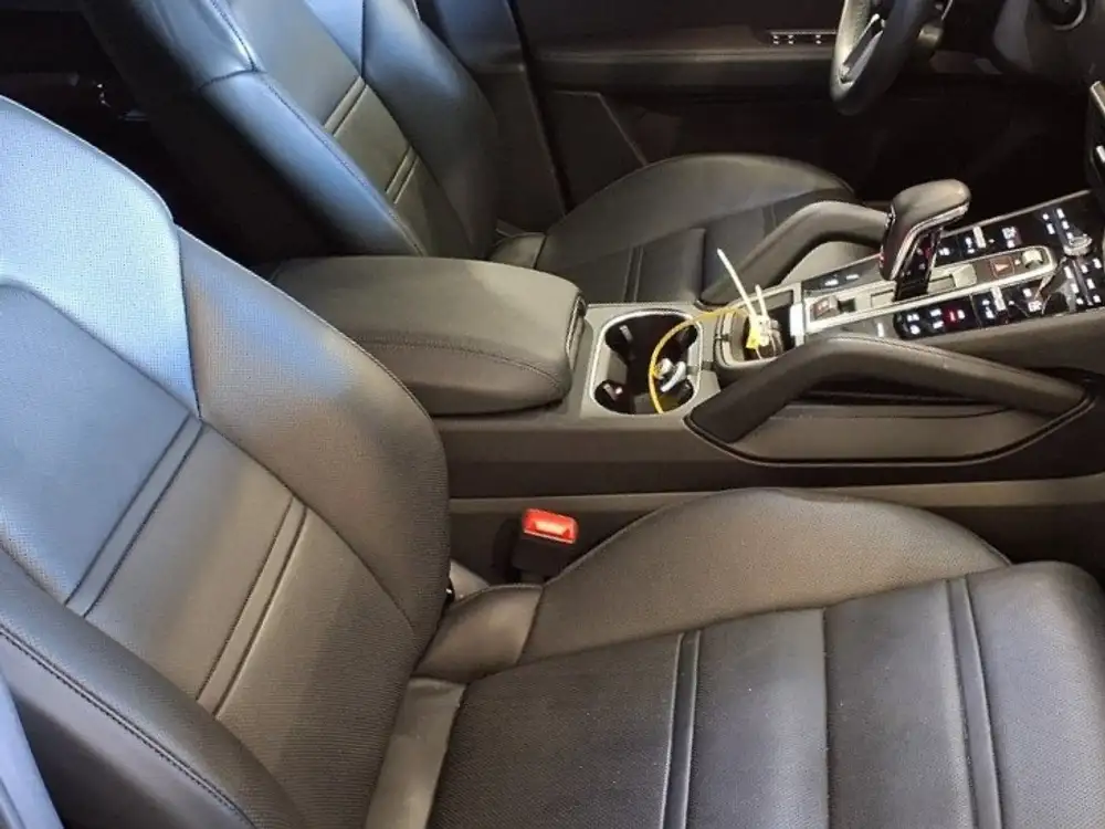 PORSCHE cayenne coupé