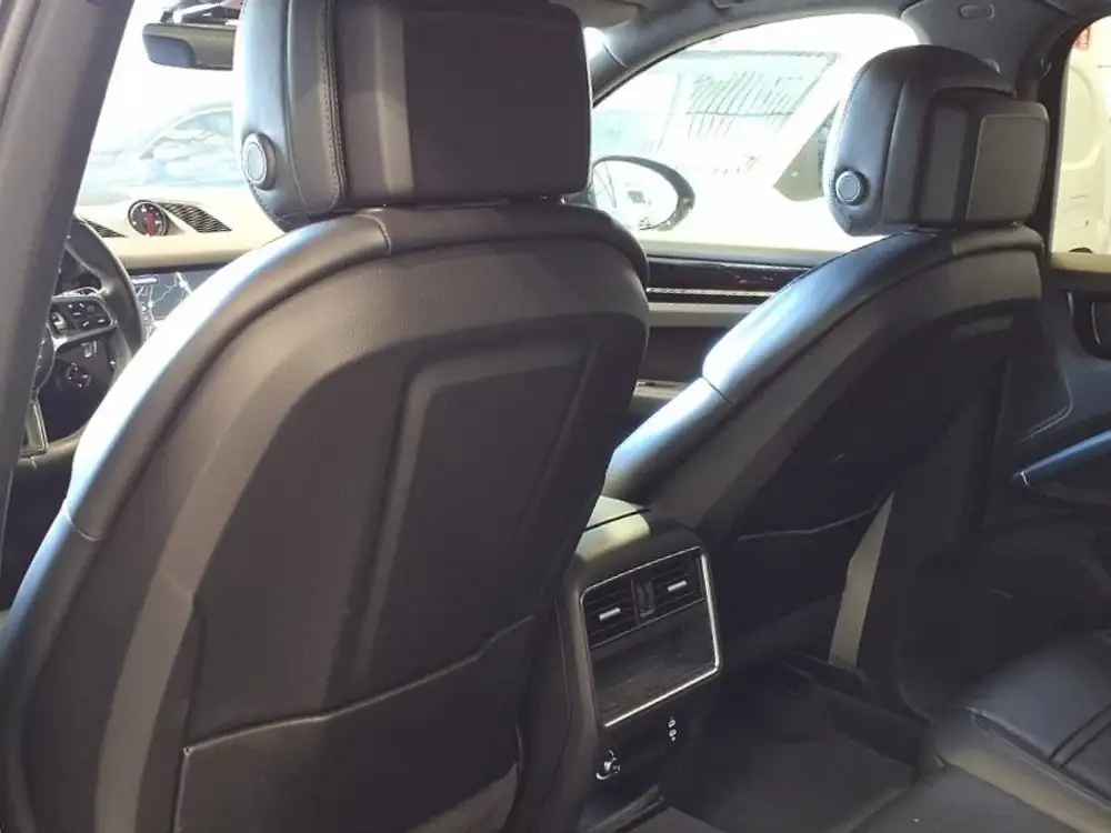 PORSCHE cayenne coupé