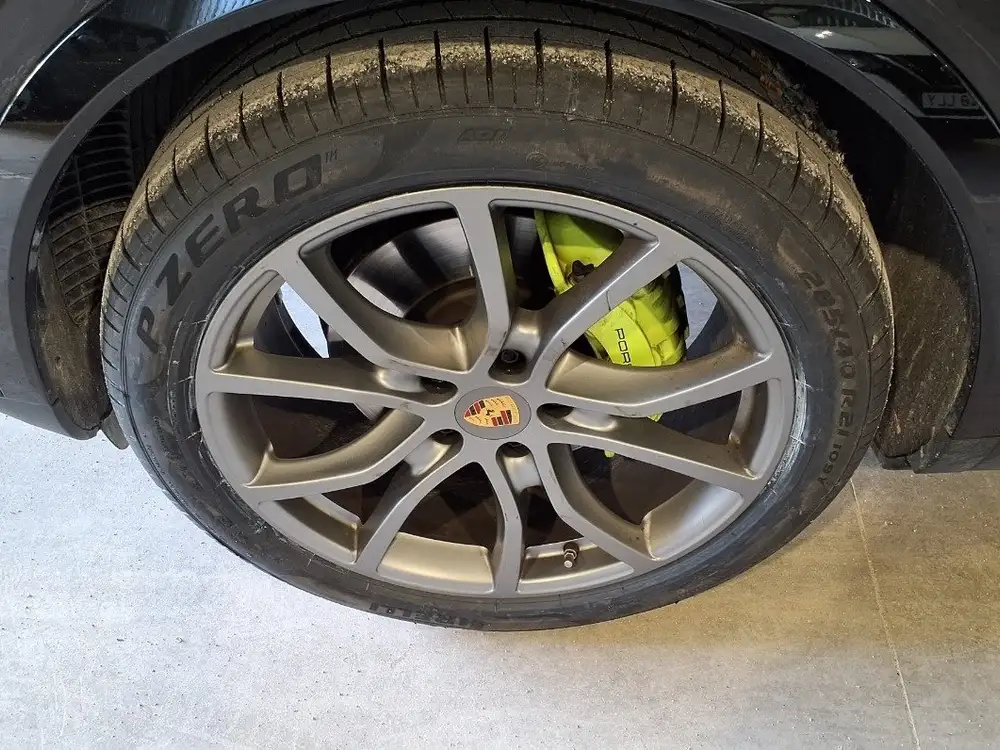 PORSCHE cayenne coupé