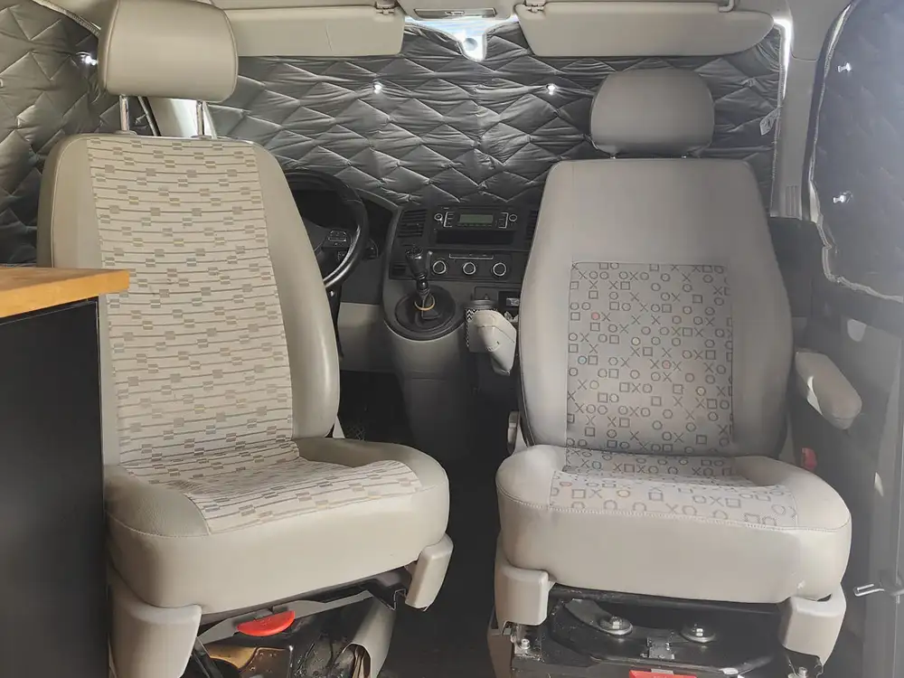 VOLKSWAGEN transporter