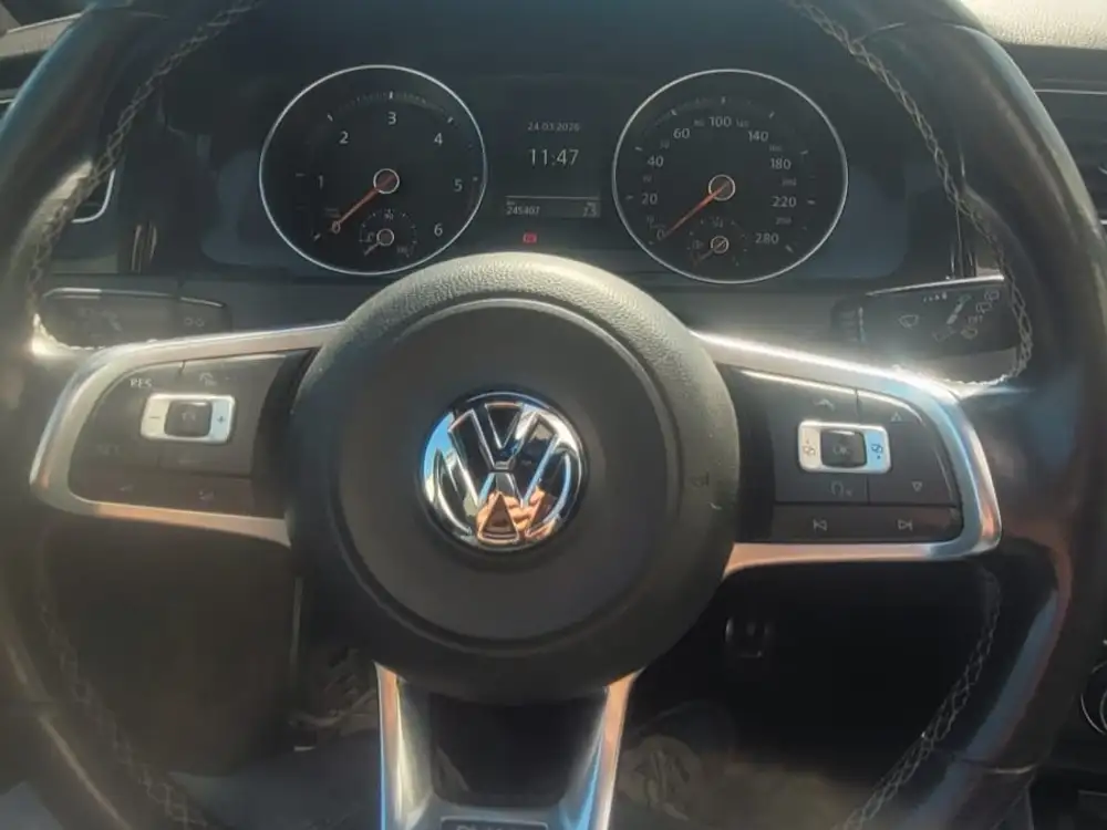 VOLKSWAGEN golf - Foto 9 | Clidrive