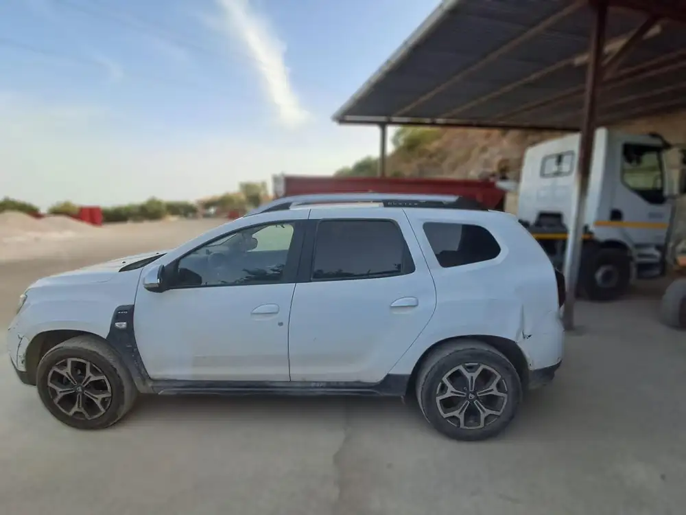 DACIA duster