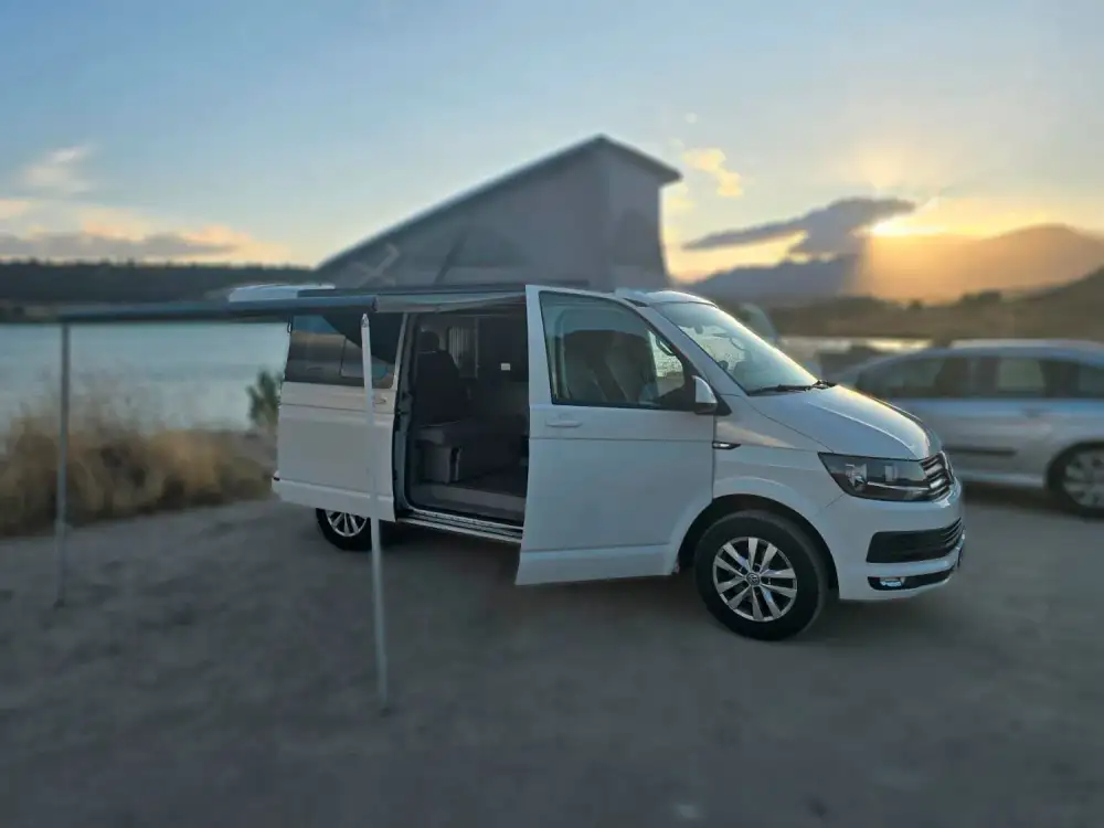 VOLKSWAGEN california