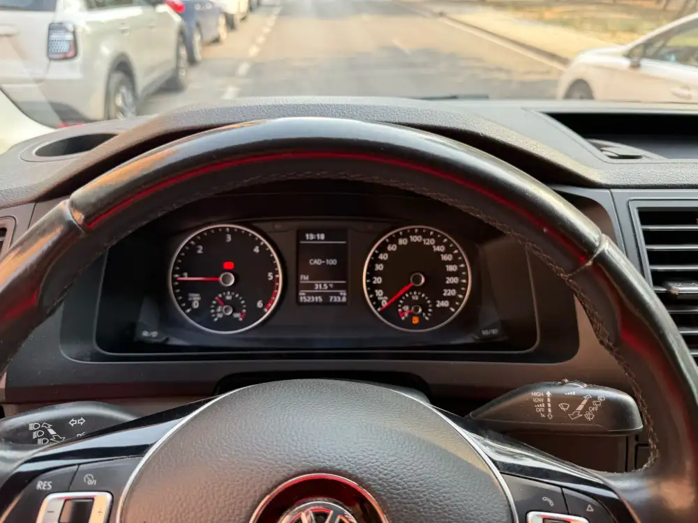 VOLKSWAGEN california