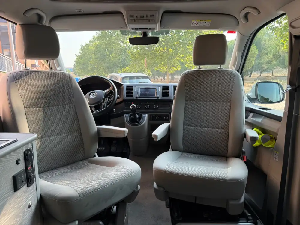 VOLKSWAGEN california