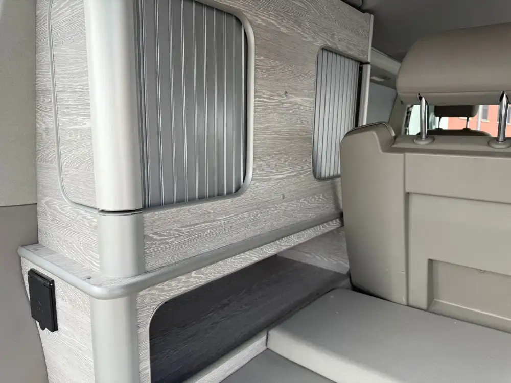 VOLKSWAGEN california