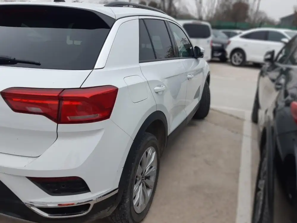 VOLKSWAGEN t-roc