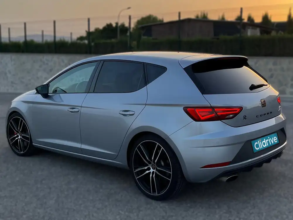 SEAT leon