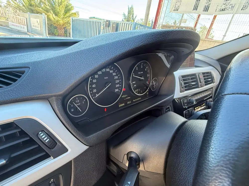 BMW serie 3 - Foto 7 | Clidrive