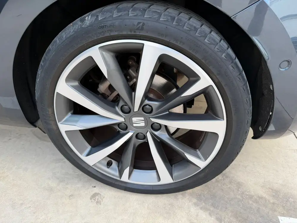 SEAT león