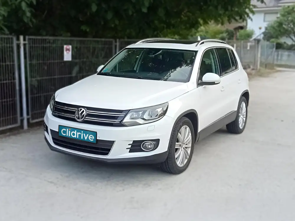 VOLKSWAGEN tiguan