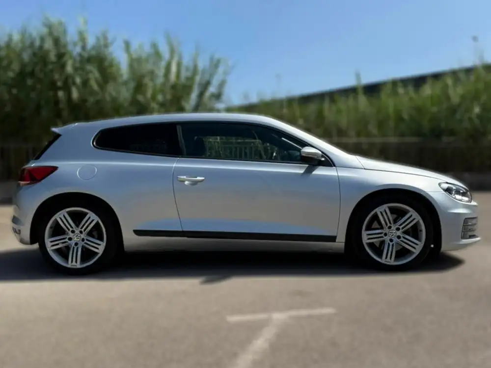 VOLKSWAGEN scirocco