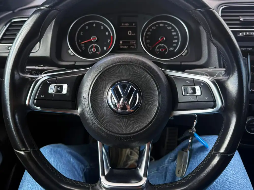 VOLKSWAGEN scirocco
