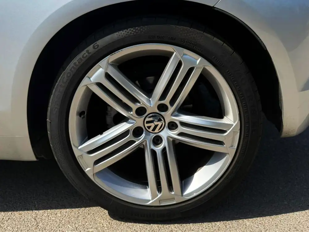 VOLKSWAGEN scirocco