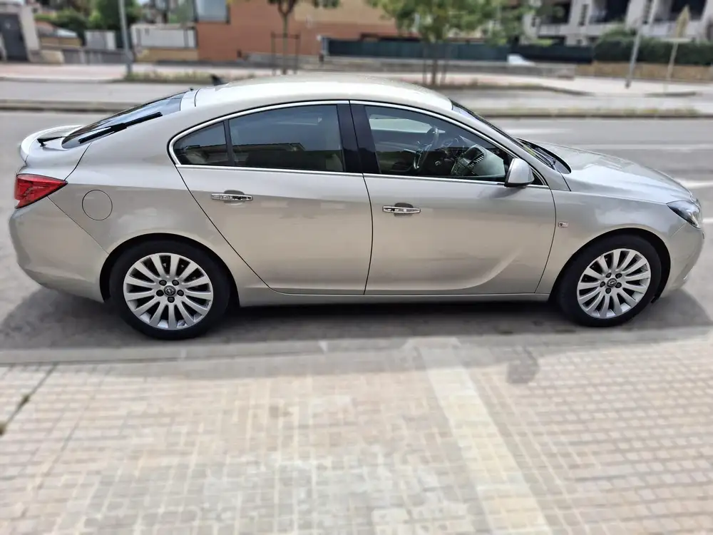 OPEL insignia