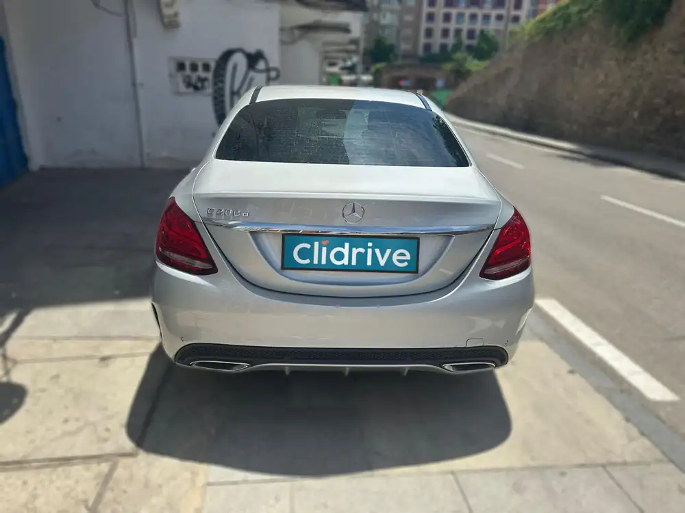 MERCEDES clase c