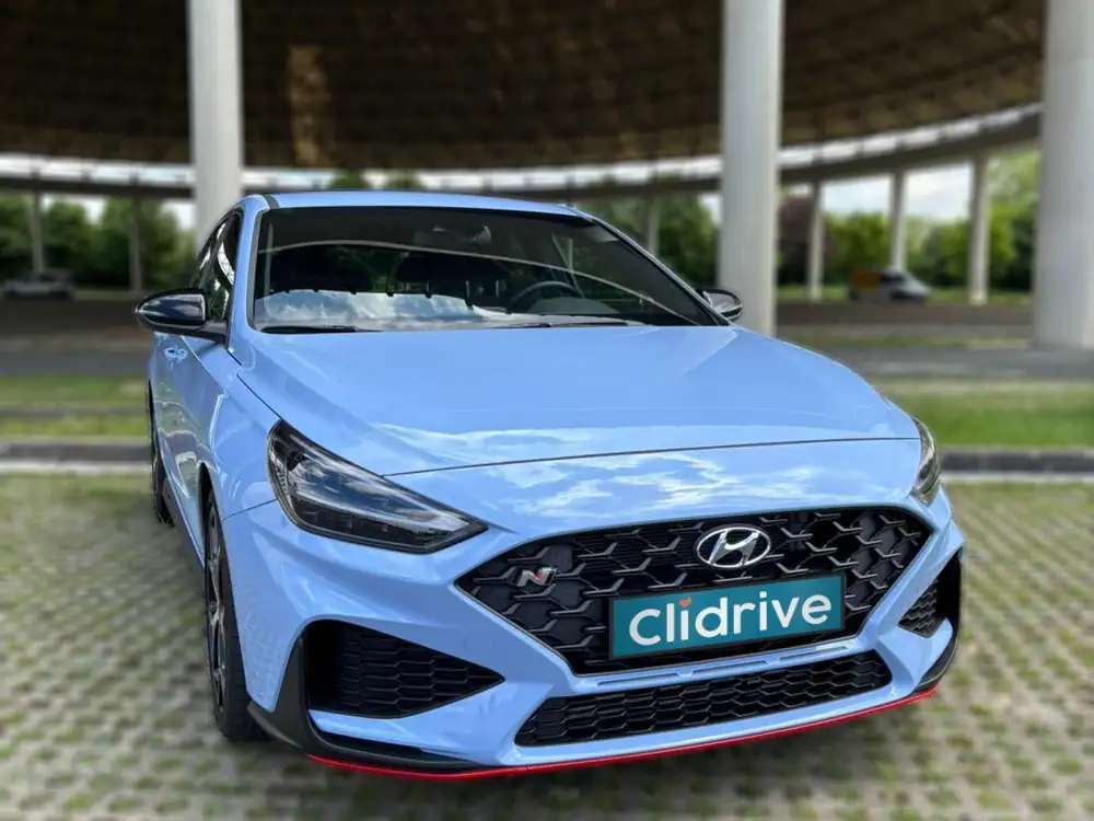 HYUNDAI i30