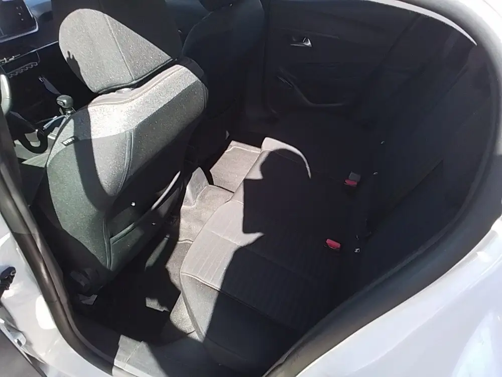 PEUGEOT 208 - Foto 11 | Clidrive