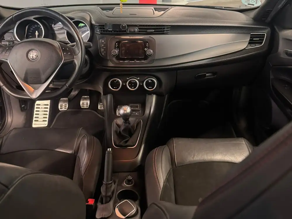 ALFA ROMEO giulietta