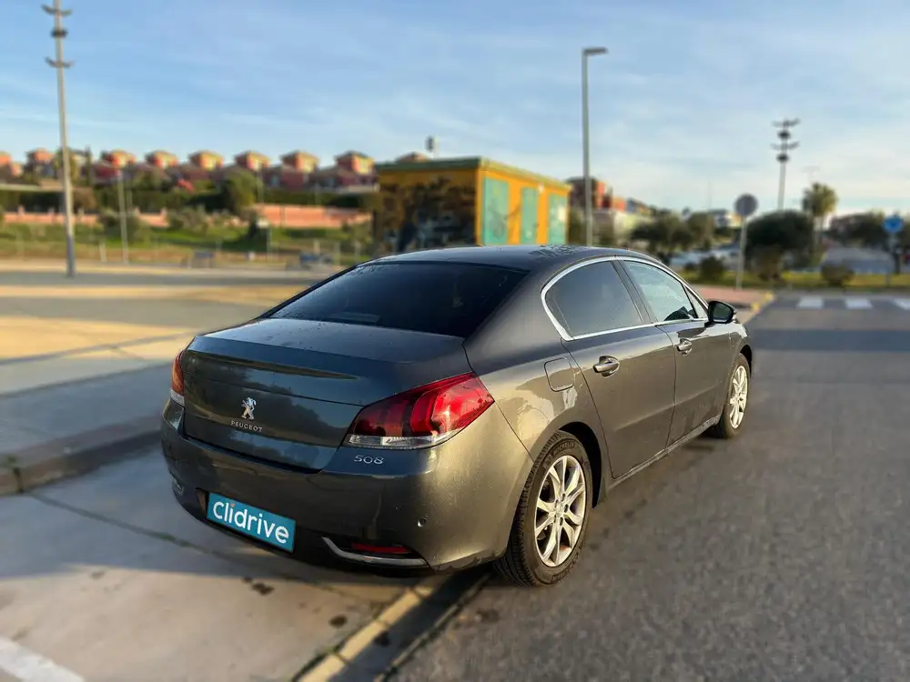 PEUGEOT 508