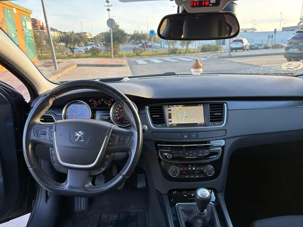 PEUGEOT 508