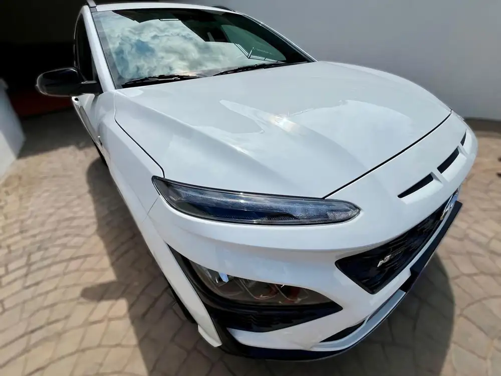 HYUNDAI kona