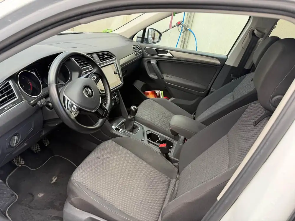 VOLKSWAGEN tiguan allspace