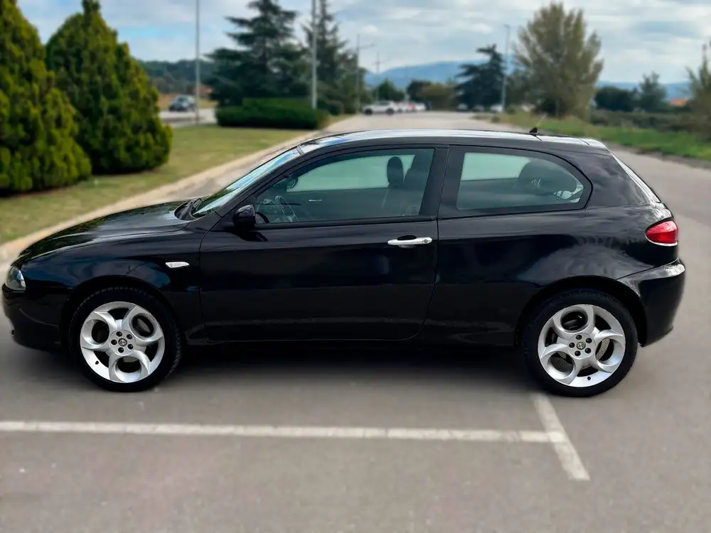 ALFA ROMEO 147