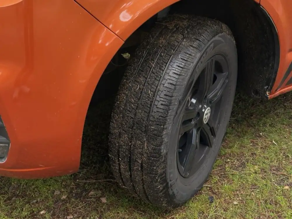 VOLKSWAGEN caravelle