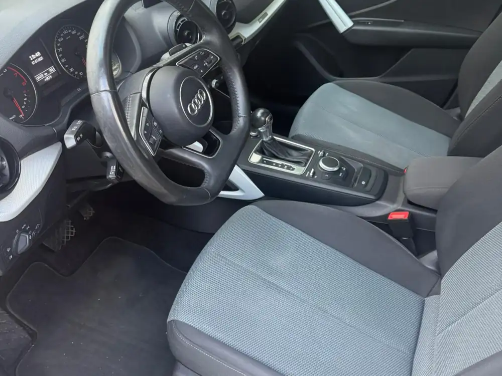 AUDI q2