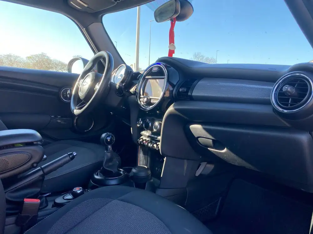 MINI mini