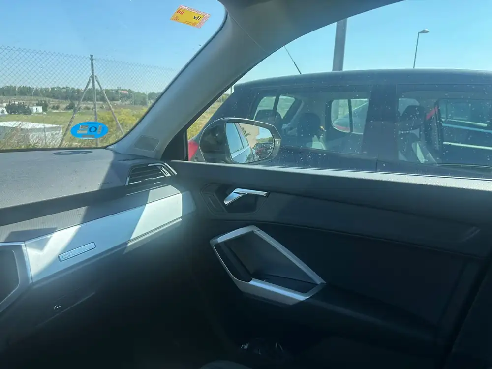 AUDI q3 sportback