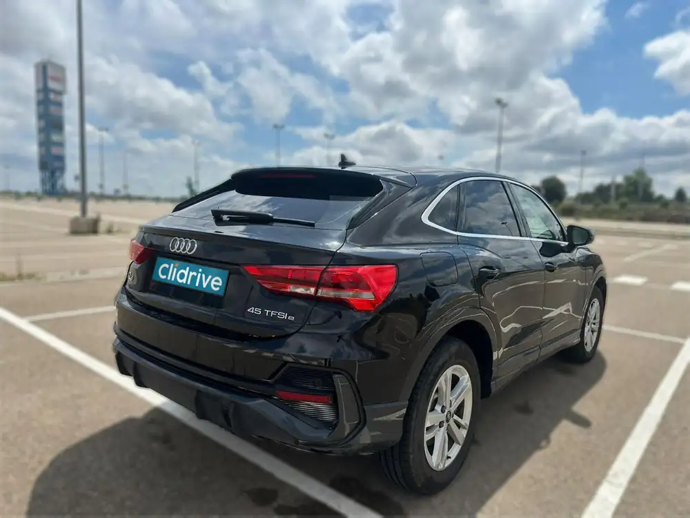 AUDI q3 sportback