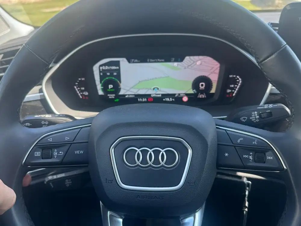AUDI q3 sportback