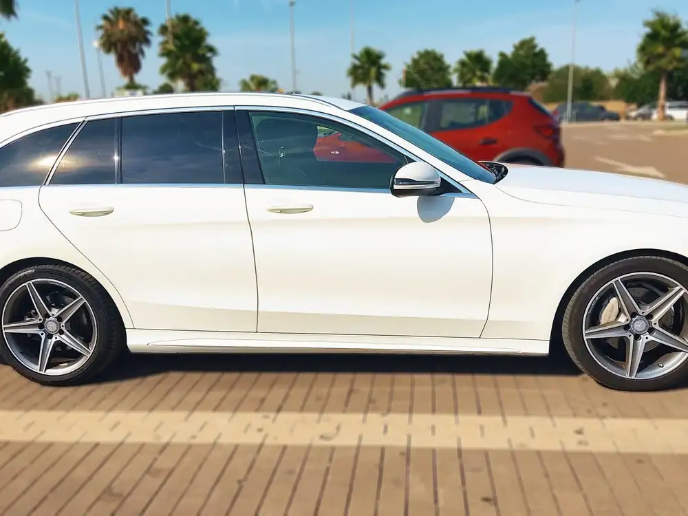 MERCEDES clase c