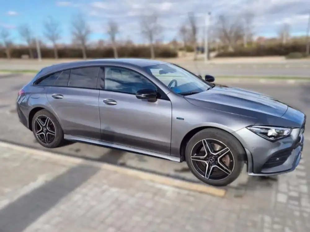 MERCEDES cla