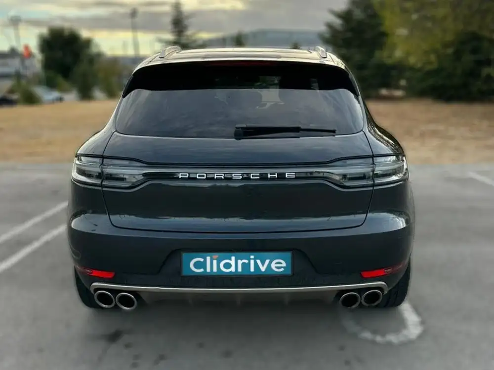 PORSCHE macan
