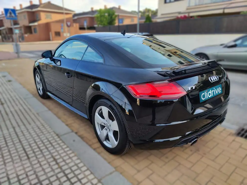 AUDI tt