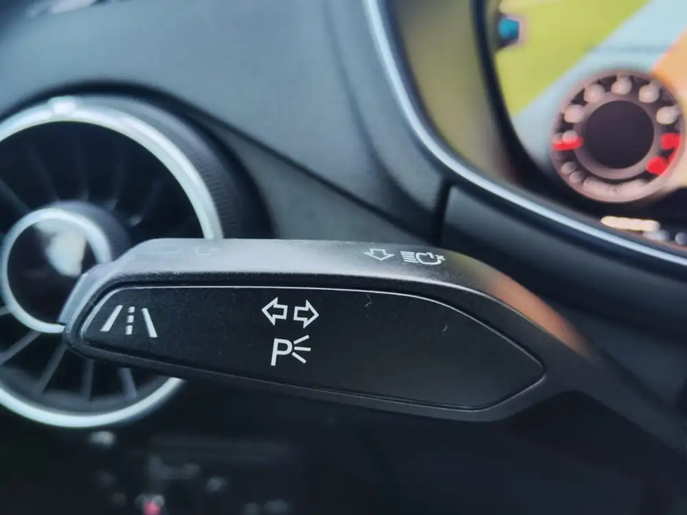 AUDI tt