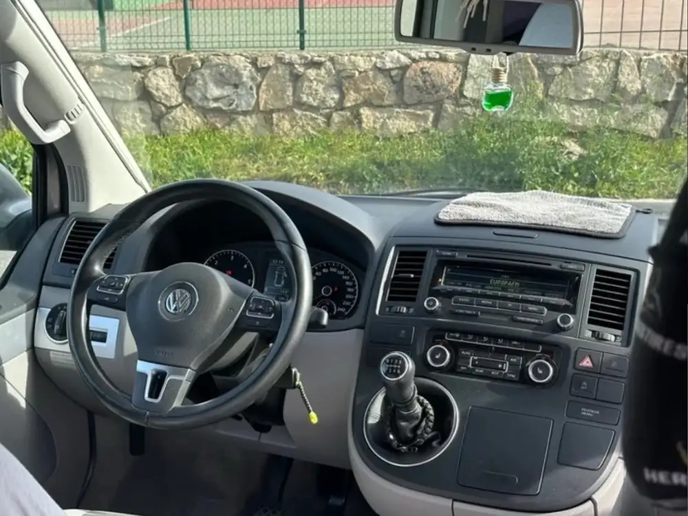 VOLKSWAGEN california