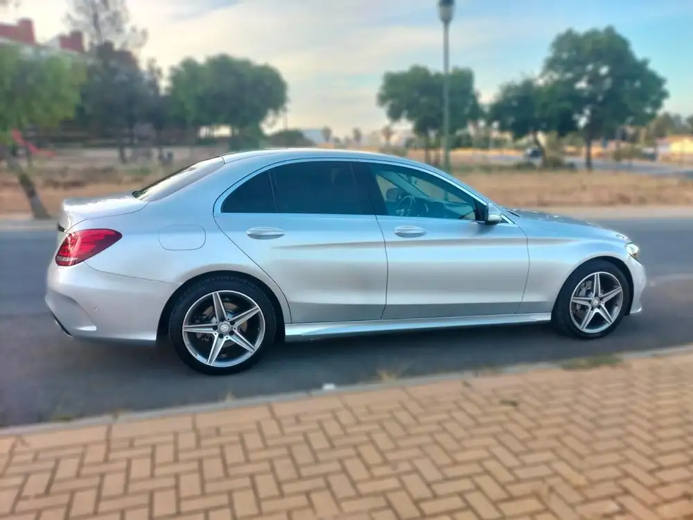 MERCEDES clase c