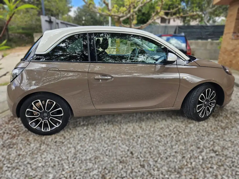 OPEL adam